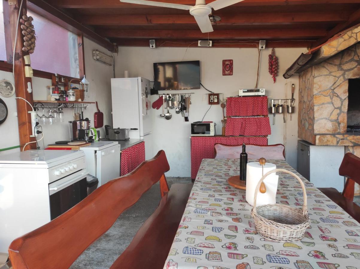 טרוגיר Rooms Carija מראה חיצוני תמונה