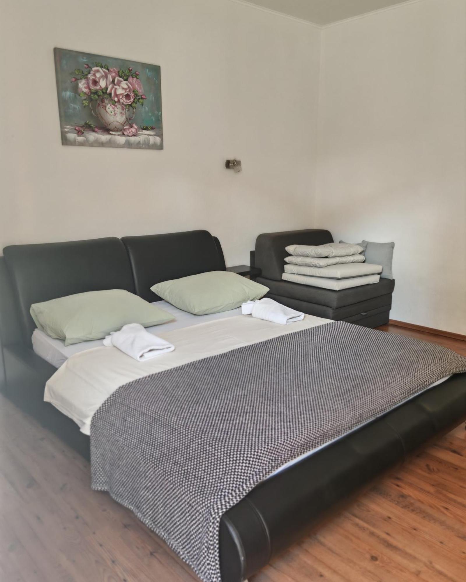 טרוגיר Rooms Carija מראה חיצוני תמונה